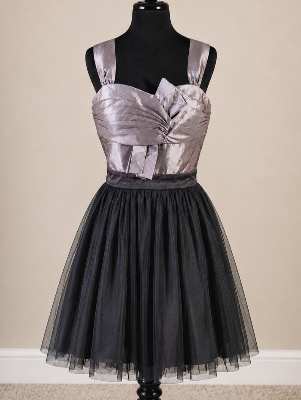 Max & Cleo Smoky Silver & Black Tulle Cocktail Formal Party Dress Size 10